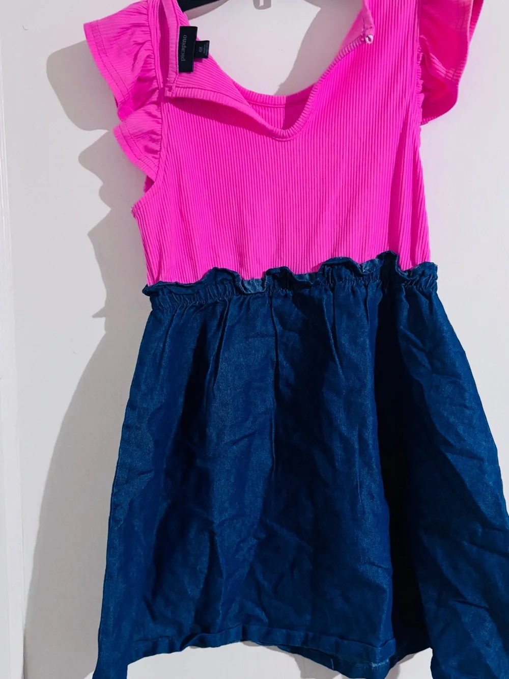 Girls Hot Pink Ribbed Top with Denim-Style Button Skirt size 6 girls